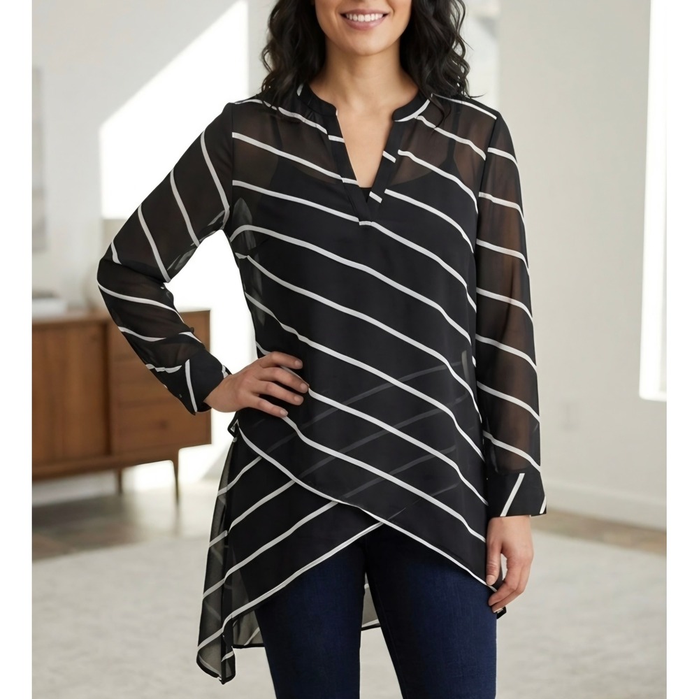 NWT Chicos Tulia Graphic Stripes Tunic Top‎ Black White Sheer Asymmetrical Hem 0